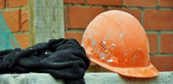 Ağdaşda usta işlədiyi binadan yıxılaraq ölüb