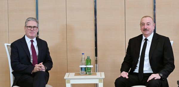 İlham Əliyev Britaniya Baş nazirinə başsağlığı verdi