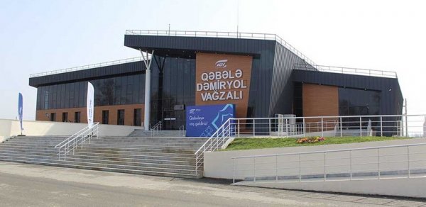 Bakı-Qəbələ dəmir yolu marşrutu üzrə hər iki istiqamətə əlavə reyslər təyin edilib
