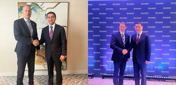 Hikmət Hacıyev Çex Respublikasının rəsmiləri ilə görüdü