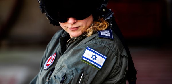 KİV: İsrailin qadın pilotu İranda əsir götürülüb