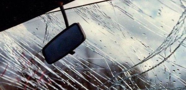Şəkidə yük maşını aşdı - Ölən və yaralılar var