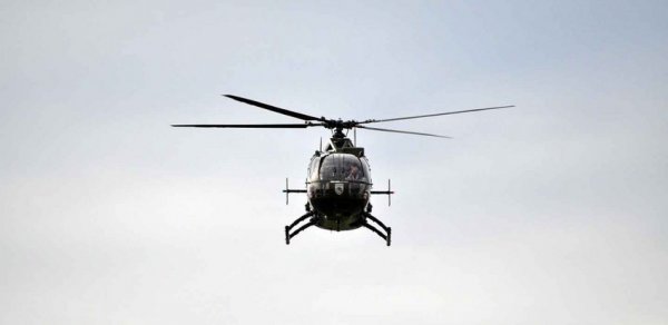 Hindistanda helikopter qəzaya uğrayıb, ölənlər var