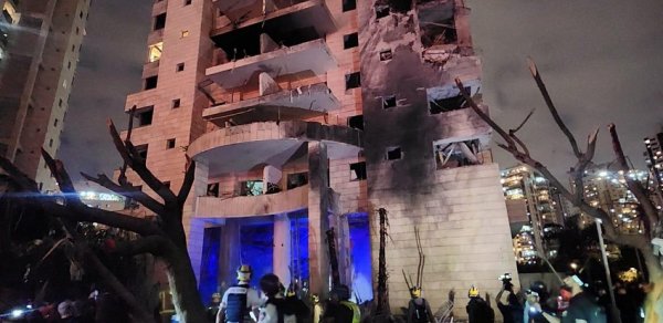 İranın İsrailə kütləvi hücumu nəticəsində ölənlərin sayı 5-ə çatıb