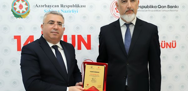 Bank Respublika qan donorluğunun inkişafına verdiyi töhfəyə görə mükafatlandırıldı