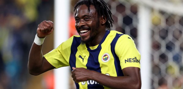 "Fənərbaxça" məşhur futbolçu ilə yollarını ayırır