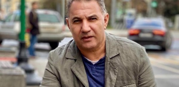"Süni intellektin varlığından narahatam" - Əməkdar artist