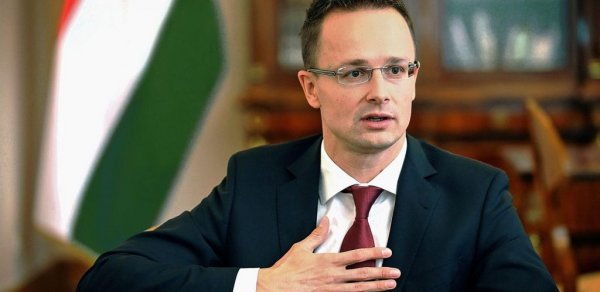 Macarıstan İrandakı səfirliyini müvəqqəti olaraq Bakıya köçürdü