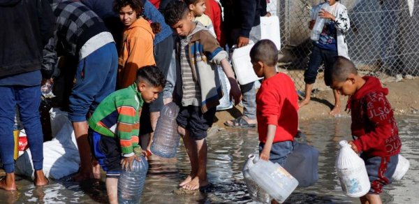 UNICEF: Qəzzada uşaqlar susuzluqdan ölməyə başlayacaq