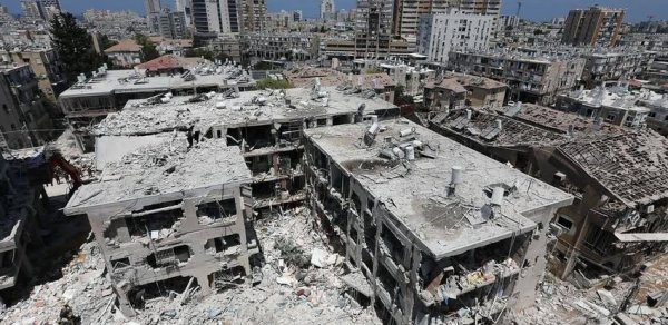 İranın Hayfaya zərbəsi nəticəsində iki nəfər xəsarət alıb