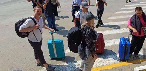 Daha bir neçə ölkənin vətəndaşı Azərbaycana təxliyə edildi