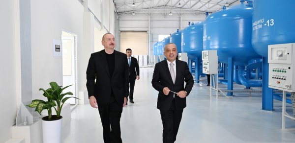 İlham Əliyev Yevlaxda qumsüzgəc texnologiyalı sutəmizləyici qurğunun açılışında iştirak edib