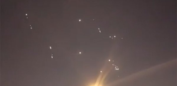 İran Qətəri vurdu - Video