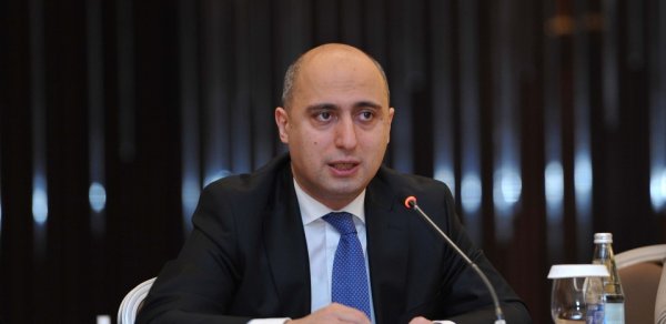 Nazirdən TƏNQİD: "50 adam hesab etsə ki, sual çətindir, onda ölkədə heç vaxt imtahan keçirmək olmaz"