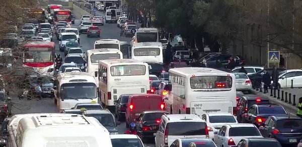 Bakıda bu yollarda sıxlıq var - SİYAHI