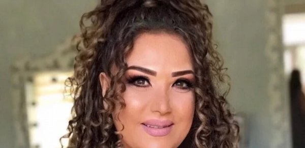 "İki evim var, əziyyətlə almışam"- Mənzurə