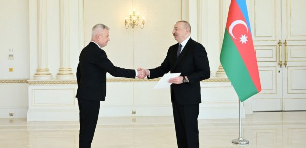 İlham Əliyev Polşanın yeni səfirinin etimadnaməsini qəbul edib