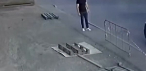 Baksol yolunda kanalizasiya quyusuna düşən gəncin meyiti tapılıb