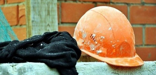 Sumqayıtda 20 gün əvvəl yıxılan usta bu gün xəstəxanada ölüb
