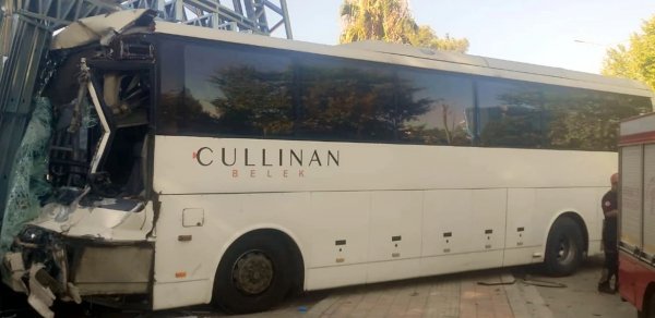Antalyada zəncirvari qəza: 26 yaralı