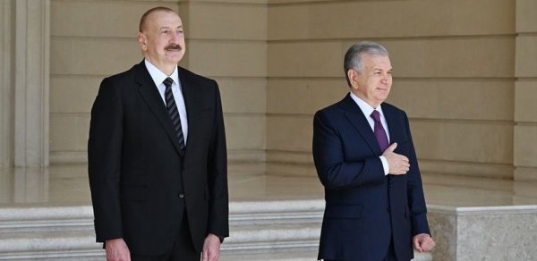 Özbəkistan Prezidentinin rəsmi qarşılanma mərasimi olub