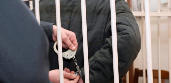 Beynəlxalq axtarışda olan şəxs Azərbaycana ekstradisiya edildi