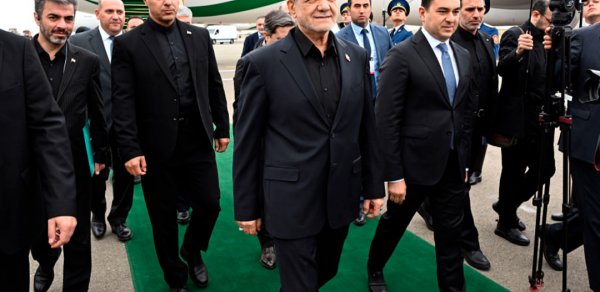İran Prezidenti Məsud Pezeşkian Azərbaycana səfərə gəlib