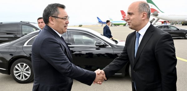 Qırğız Prezidentinin Xankəndi səfəri başa çatdı