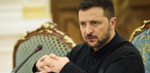 Zelenski Rusiyaya qarşı “xüsusi” sanksiyalar paketini təsdiqləyib