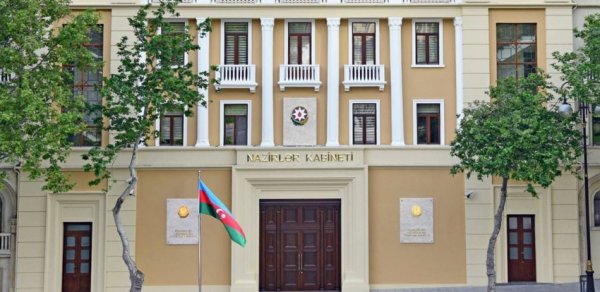 Azərbaycanda “Hava məkanından istifadə və uçuş Qaydaları” təsdiqlənib