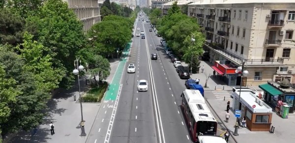 DİN avtobus dayanacaqlarını zəbt edən sürücülərə xəbərdarlıq edib - VİDEO