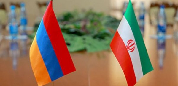 Ermənistan və İran müdafiə nazirləri regional təhlükəsizlik məsələlərini müzakirə ediblər