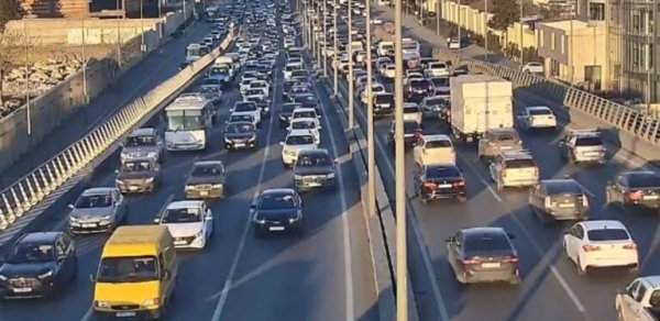 Bakıda bu yollarda sıxlıq var - SİYAHI