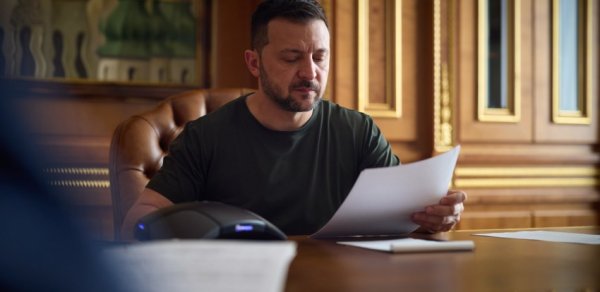 Zelenski: Ukrayna 10 milyard avro dəyərində təxminən 200 sazişin imzalanmasına hazırdır