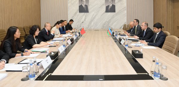Azərbaycan və Çinin Mülki Aviasiya qurumları arasında sənəd imzalanıb - FOTOLAR