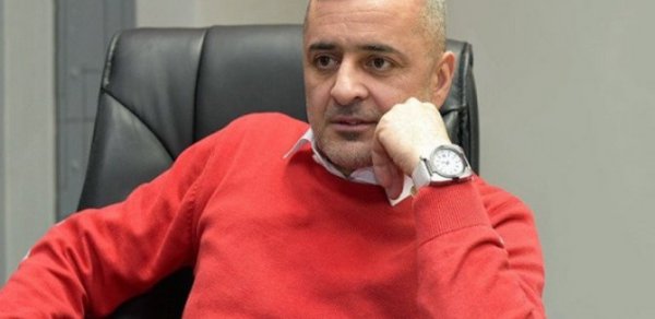 İşdən ayrılan Əməkdar artist danışdı: Mənə heç bir şərait yaratmadılar