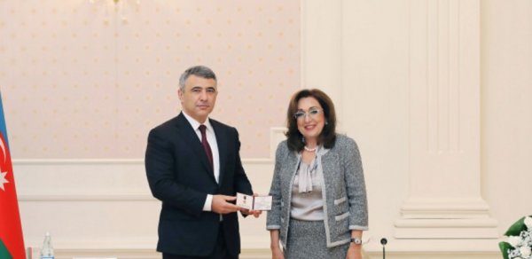 Ali Məhkəmənin hakimi Nigar Rəsulbəyova təqaüdə yola salınıb