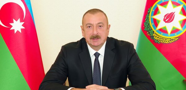 Prezident İlham Əliyev monteneqrolu həmkarını təbrik edib