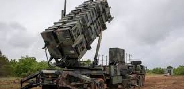 İsrail Suriyadakı tankları vurub
