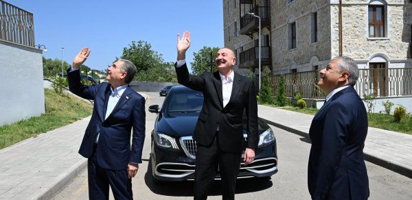 İlham Əliyev və Qurbanqulu Berdiməhəmmədov Şuşada - FOTOLAR