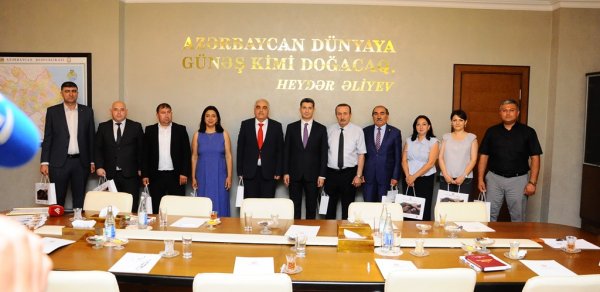 Naftalanda mətbuat nümayəndələri ilə görüş keçirilib - FOTOLAR