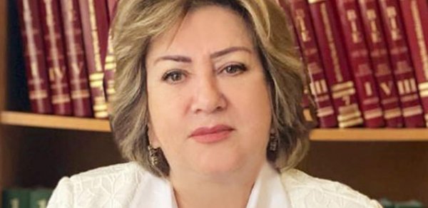 Maşınını xadimələrə yudurdan direktor işdən çıxarıldı