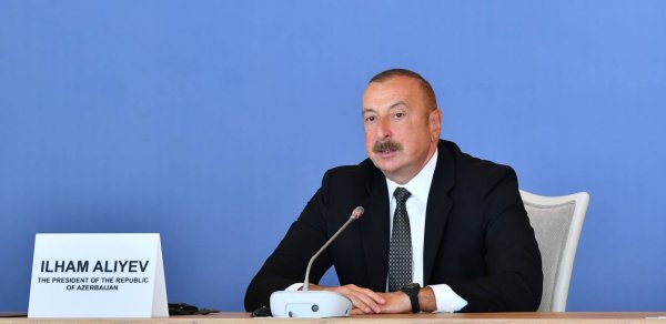 İlham Əliyev: Süni intellektdən istifadə etmirəm