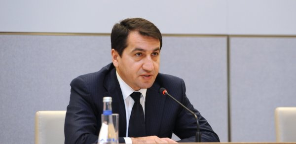 Hacıyev: Süni İntellektin inkar edilməsi - külək dəyirmanları ilə mübarizəni xatırladır
