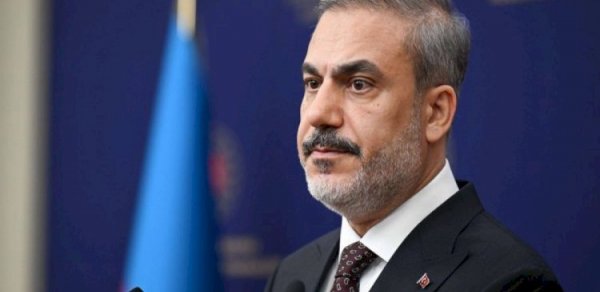 Fidan suriyalı həmkarı və ABŞ nümayəndəsi ilə Əmman danışıqlarını müzakirə edib