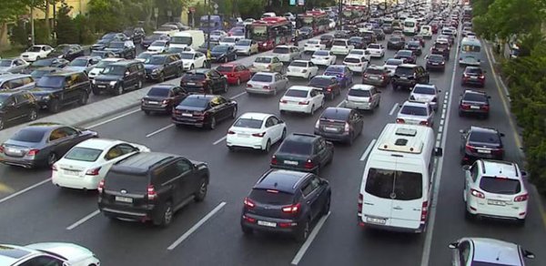 Bakıda bu yollarda sıxlıq var - SİYAHI
