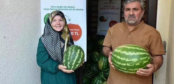 8 ton qarpızı satdı, Qəzzaya yardım göndərdi