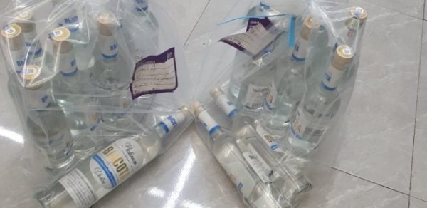 Bu marketdə saxta araqlar aşkarlandı - FOTOLAR