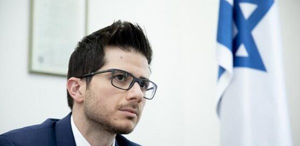 "Azad edilmiş ərazilərə səfər edən ilk İsrail səfiri olmaq mənim üçün şərəfdir"