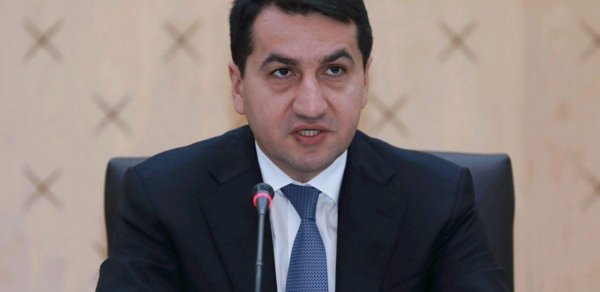 PA rəsmisi: Azərbaycan Rusiya və Ukrayna arasında danışıqlar üçün meydança təqdim etməyə hazırdır